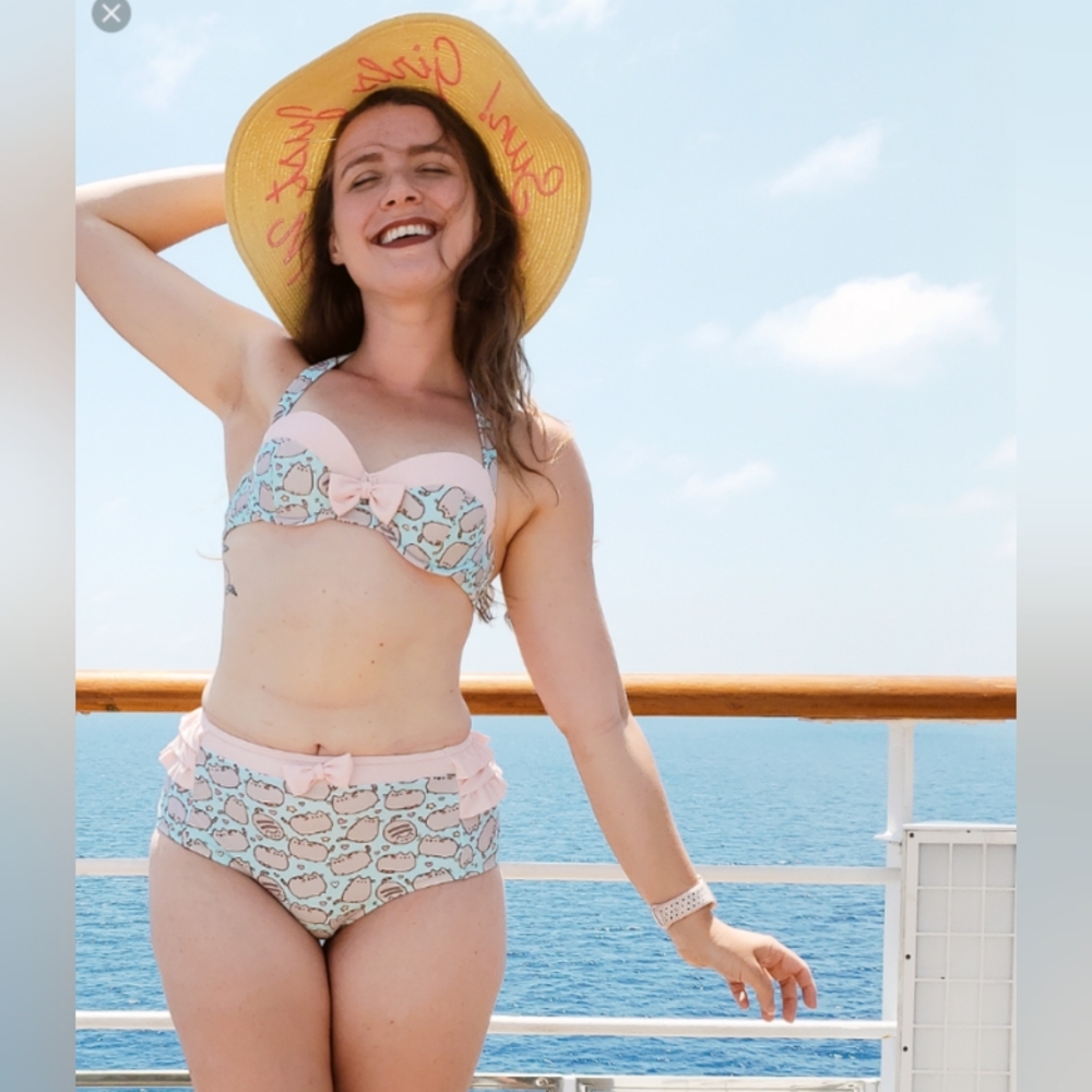 New Pusheen Bikini